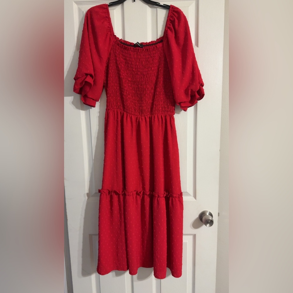 Smocked red midi dress XL